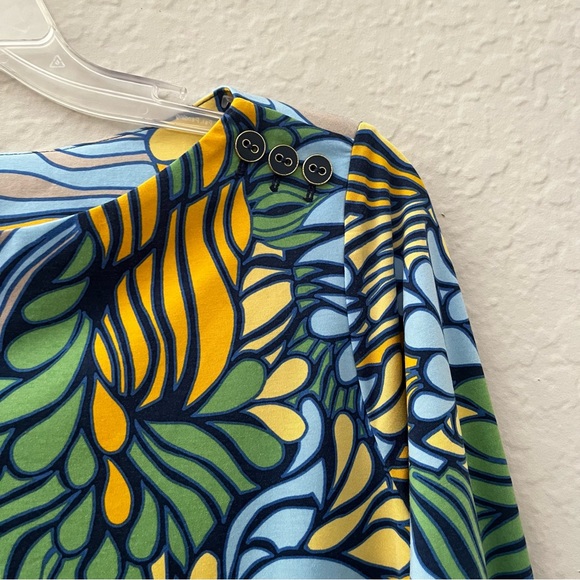 J. McLaughlin abstract print tee size S - Picture 4 of 5